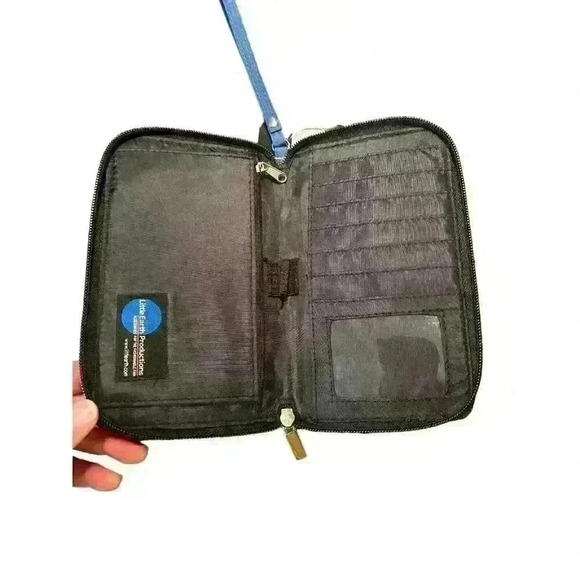 NWT New York Giants Curve Zip Organizer Wallet Wristlet NFL - Picture 8 of 15